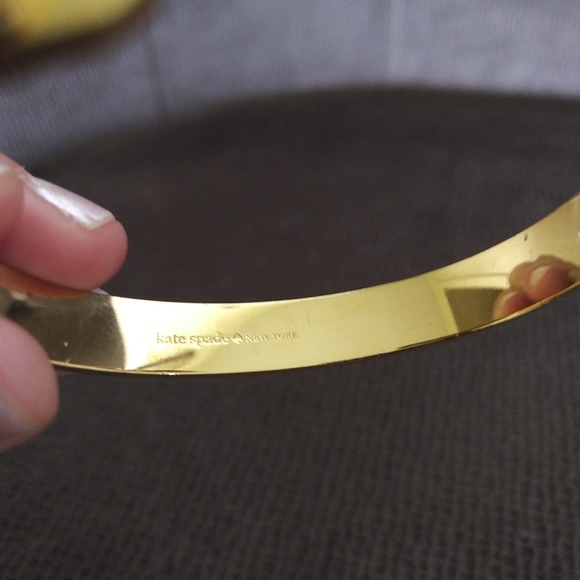 ✨️HP✨️ Kate Spade♠  Tag🏷️ Along Cuff in Jade Green💚 - Picture 4 of 6